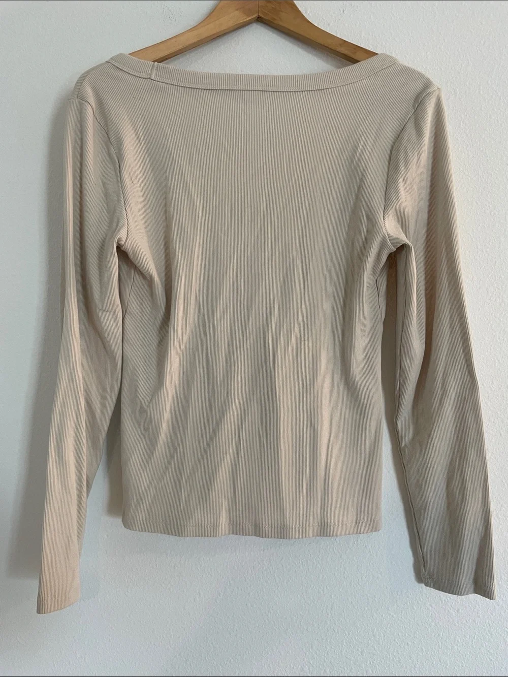 Old Navy Cream Ribbed Long-Sleeve Snug Fit Scoop Neck Top